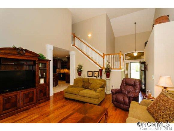 19 Tuscany Lane - Photo 4