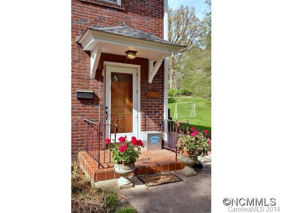 29 Farrwood Avenue - Photo 3