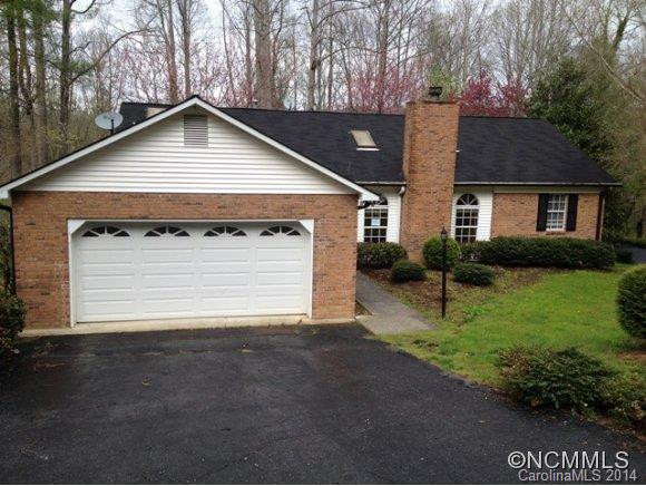 413 Hunters Glen Ln