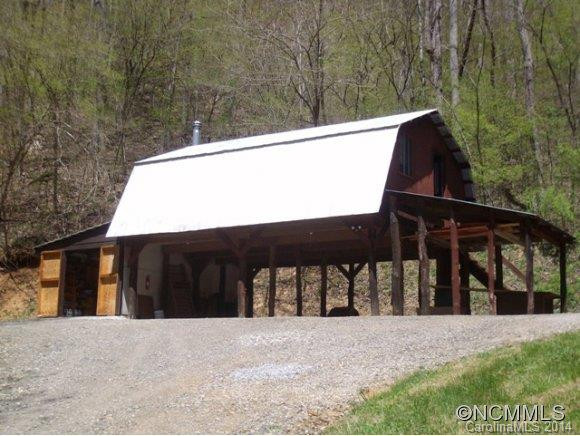 320 MARTINS CREEK ROAD - Photo 13