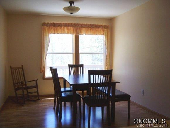 320 MARTINS CREEK ROAD - Photo 8