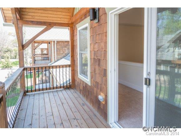 10 Roselyn Way - Photo 18