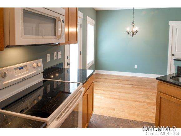 10 Roselyn Way - Photo 7