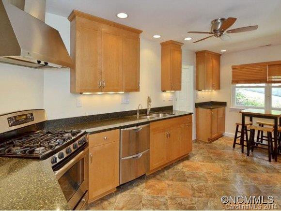 9 BEAVERBROOK RD - Photo 10