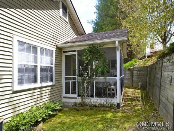 522 BELVIDERE COURT - Photo 18