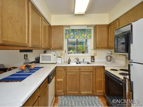 522 BELVIDERE COURT - Photo 4