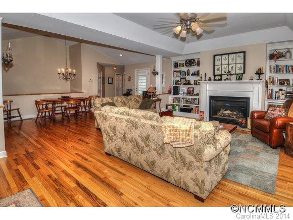 105 Deer Glade Lane - Photo 4