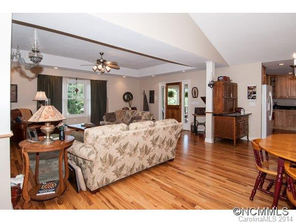 105 Deer Glade Lane - Photo 5