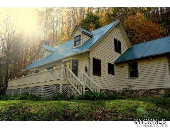 936 Rock House Road