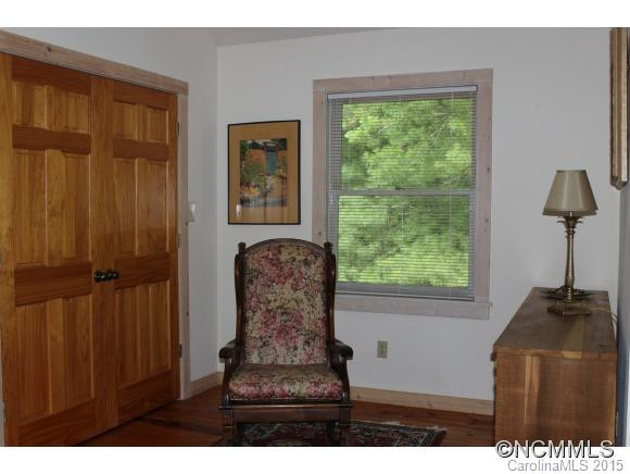 936 Rock House Road - Photo 7