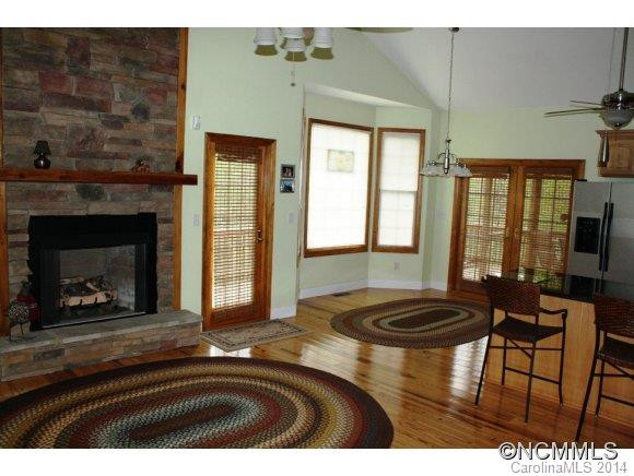 515 Wesley Lane - Photo 3