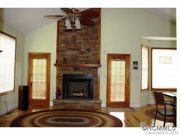 515 Wesley Lane - Photo 4