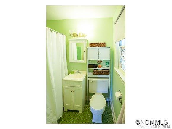 111 Gracelyn - Photo 12