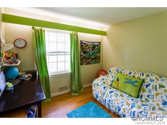111 Gracelyn - Photo 9