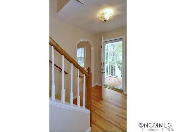 20 SWEETBRIAR COURT - Photo 2