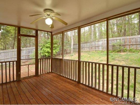 20 SWEETBRIAR COURT - Photo 8