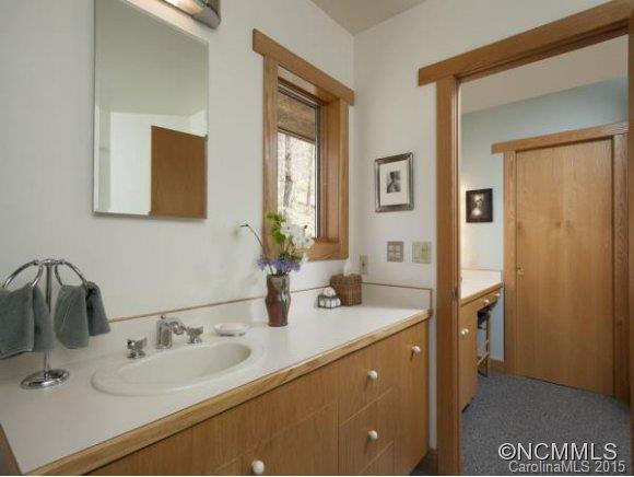 33 SHADY BROOK LANE - Photo 11