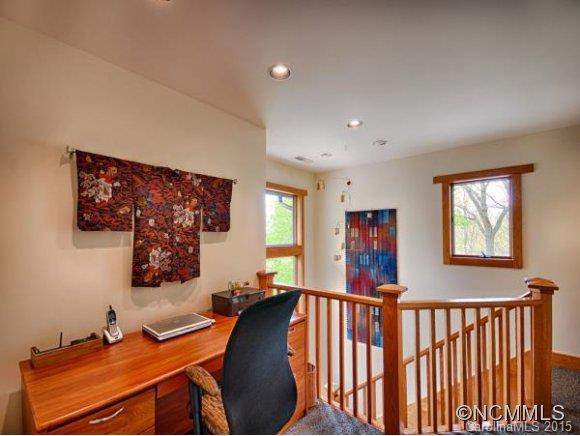 33 SHADY BROOK LANE - Photo 12