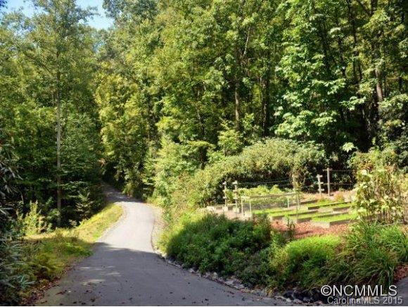 33 SHADY BROOK LANE - Photo 21
