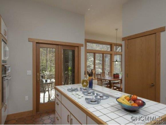 33 SHADY BROOK LANE - Photo 6