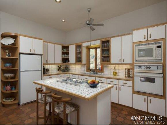 33 SHADY BROOK LANE - Photo 7