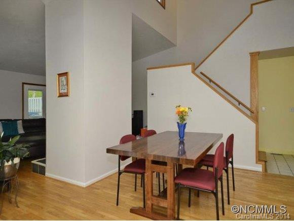 128 ALPINE DRIVE - Photo 6
