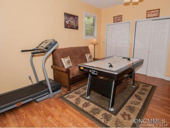 450 CREEKSIDE DRIVE - Photo 23