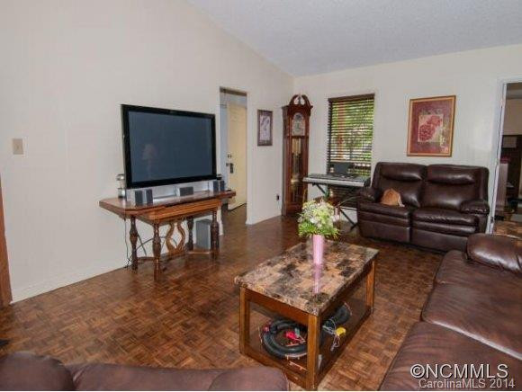 450 CREEKSIDE DRIVE - Photo 8