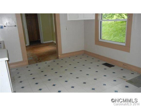 711 Halsbury Avenue - Photo 10