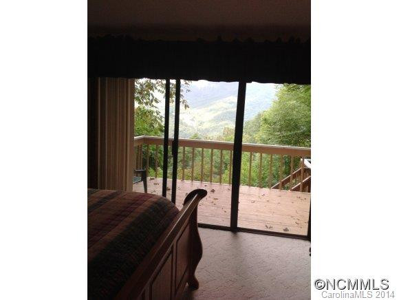 1388 Summit Drive - Photo 11