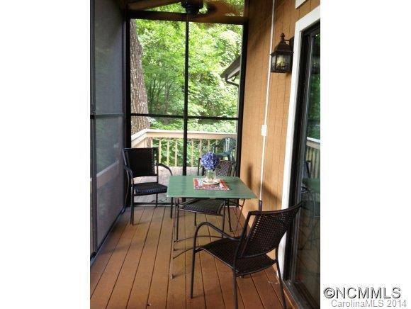 1388 Summit Drive - Photo 7