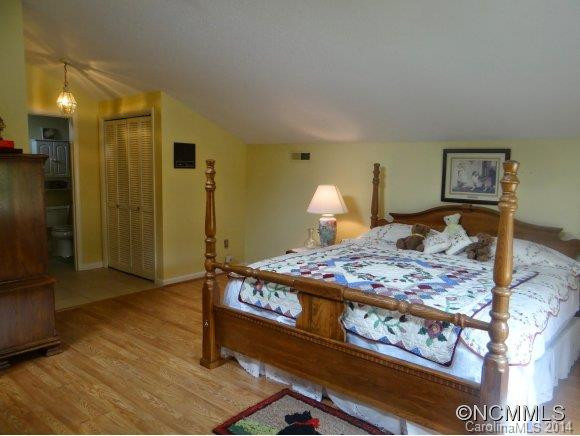 106 Woodfield Drive - Photo 12