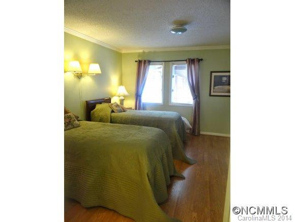 106 Woodfield Drive - Photo 18