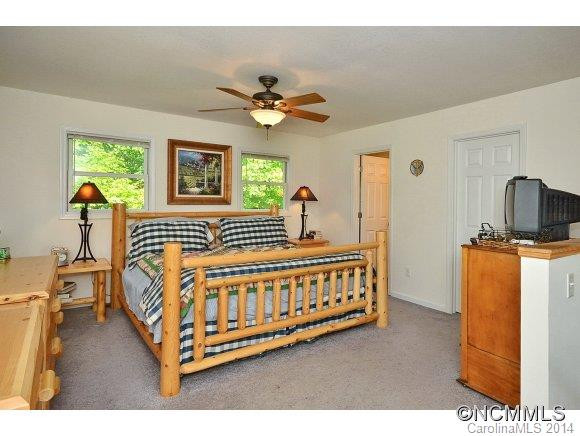 1666 Apple Creek Road - Photo 15