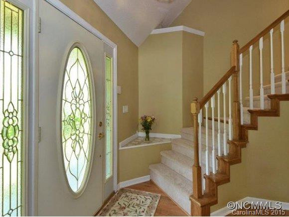 50 Paramount Drive - Photo 2