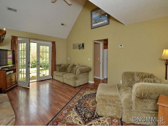 50 Paramount Drive - Photo 11
