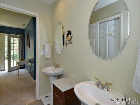 50 Paramount Drive - Photo 10