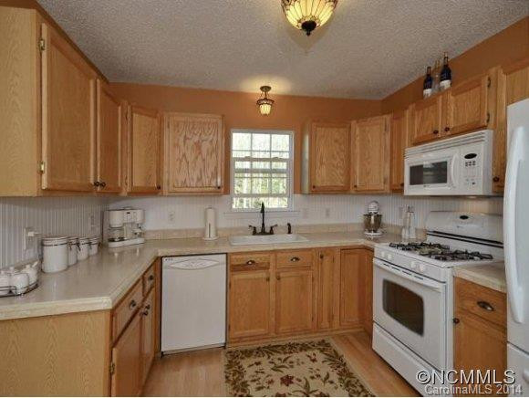 11 EAGLES NEST LANE - Photo 7