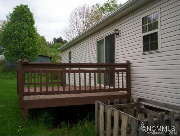 145 Burrell Avenue - Photo 5