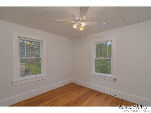 460 Fairview Road - Photo 13