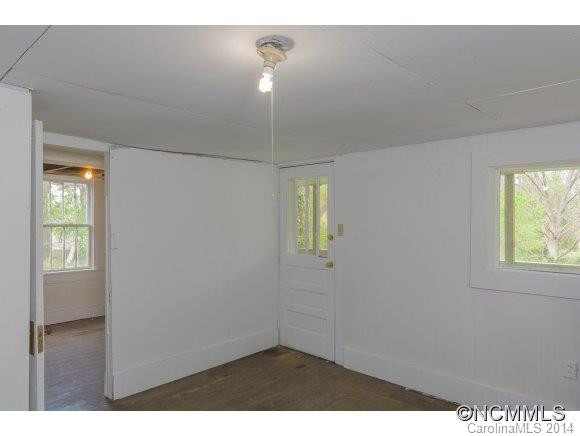 460 Fairview Road - Photo 21