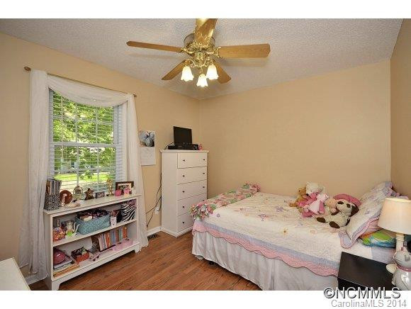 60 Foxberry Drive - Photo 15