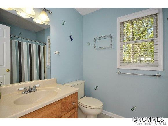 60 Foxberry Drive - Photo 16