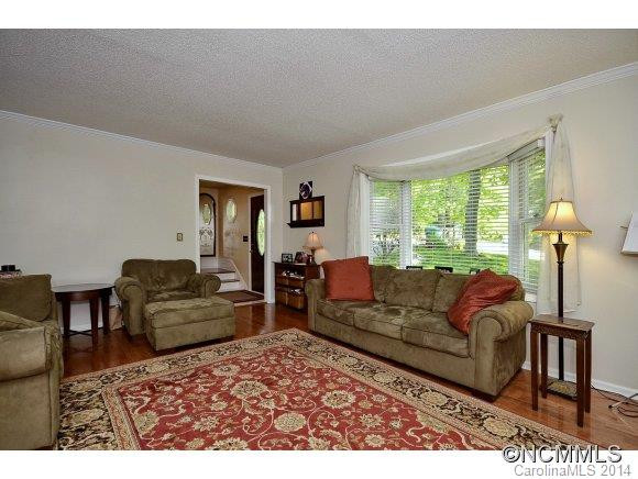 60 Foxberry Drive - Photo 4