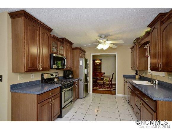 60 Foxberry Drive - Photo 8
