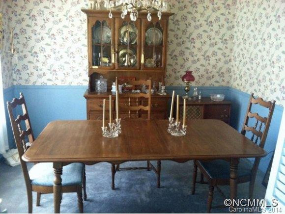 38 RHODA STREET - Photo 4