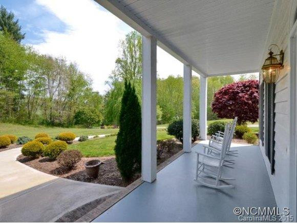 55 FOSTER ESTATE DRIVE - Photo 2