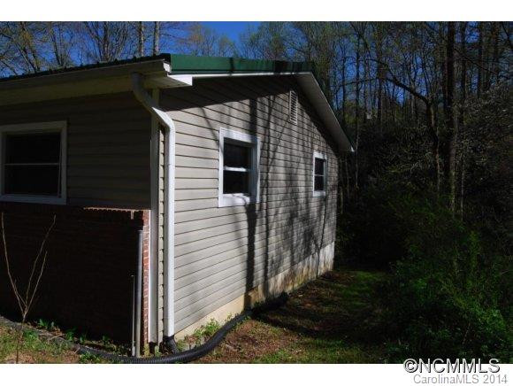 143 Aiken Rd - Photo 2