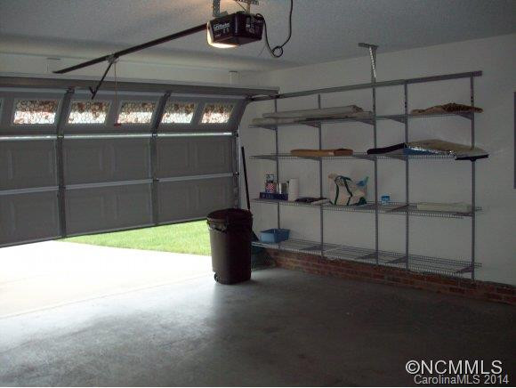 24 Meadow Pathway Drive - Photo 13