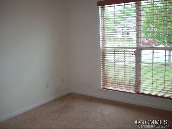 24 Meadow Pathway Drive - Photo 15